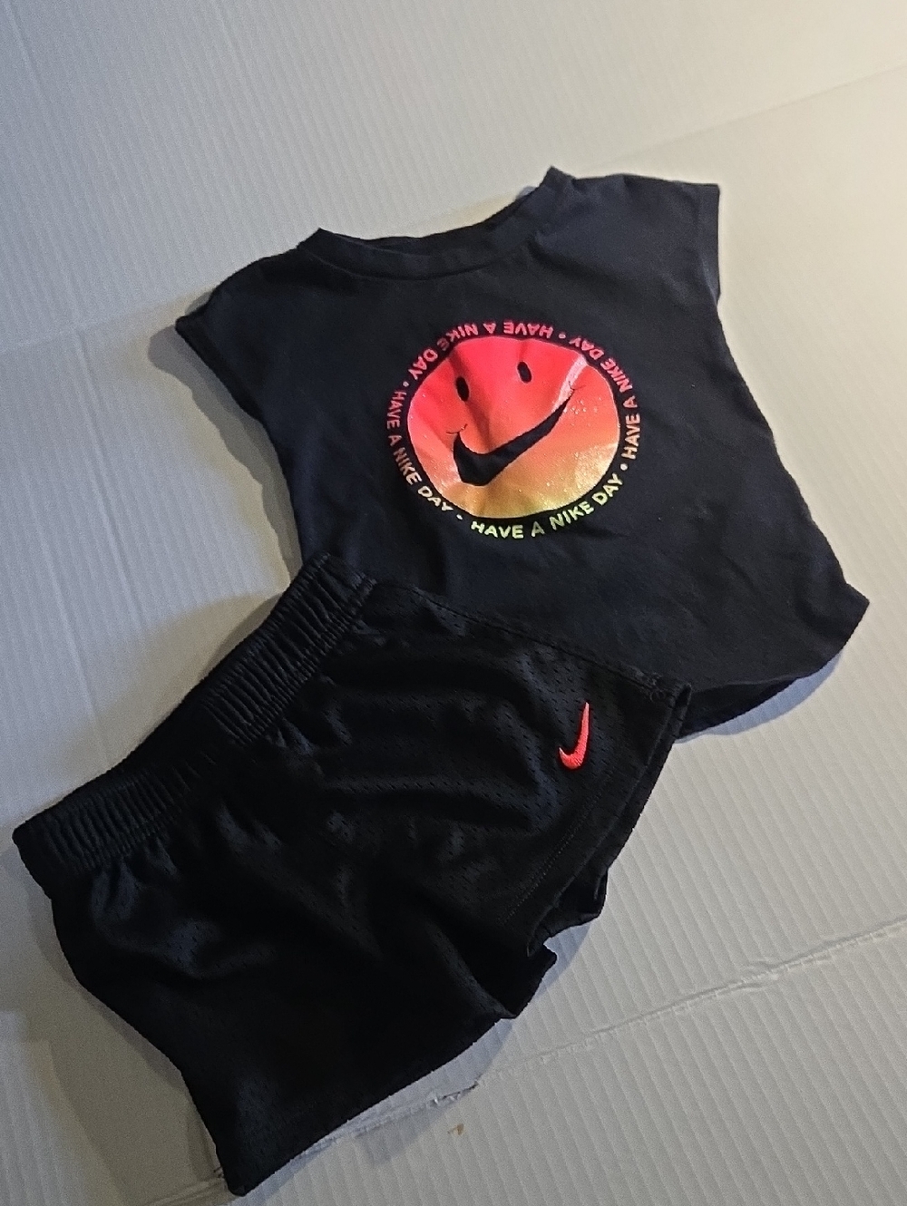 Nike Black Tank & Shorts Set Neon Gradient Smile Logo 24 Months Great Condition